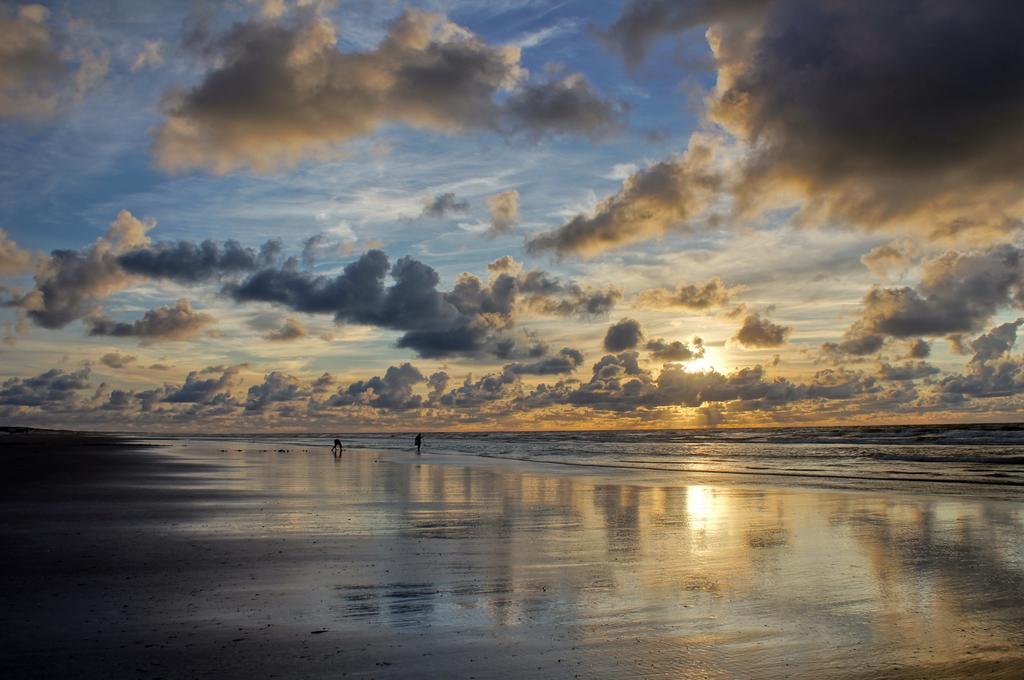 Wijnberg Appartementen ฮอลลุม ภายนอก รูปภาพ