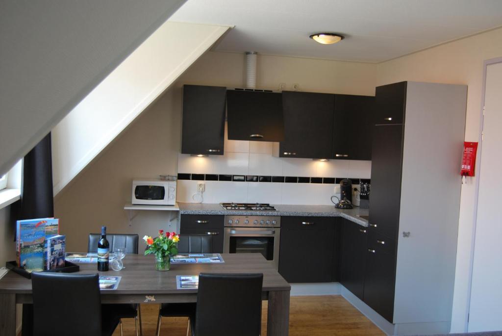 Wijnberg Appartementen ฮอลลุม ภายนอก รูปภาพ